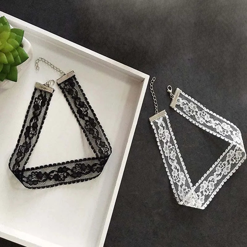 Gargantilla de Encaje para Mujer – Choker Corto en Negro y Blanco para Fiesta