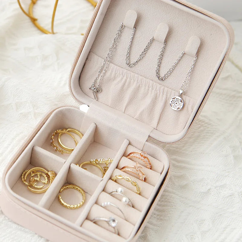 Estuche Organizador de Joyas de Viaje – Caja de Cuero PU para Anillos, Collares y Aretes