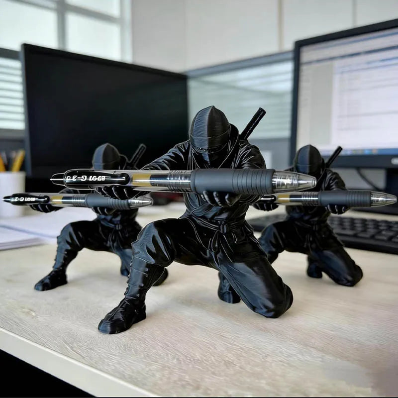 Portalápices Ninja Impreso en 3D – Organizador de Escritorio Decorativo para Oficina y Estudio