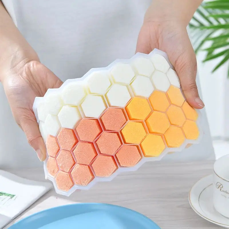 Molde de Silicona para Cubitos de Hielo con Tapa – Bandejas Apilables de Fácil Desmolde para Congelador, Cócteles y Bebidas