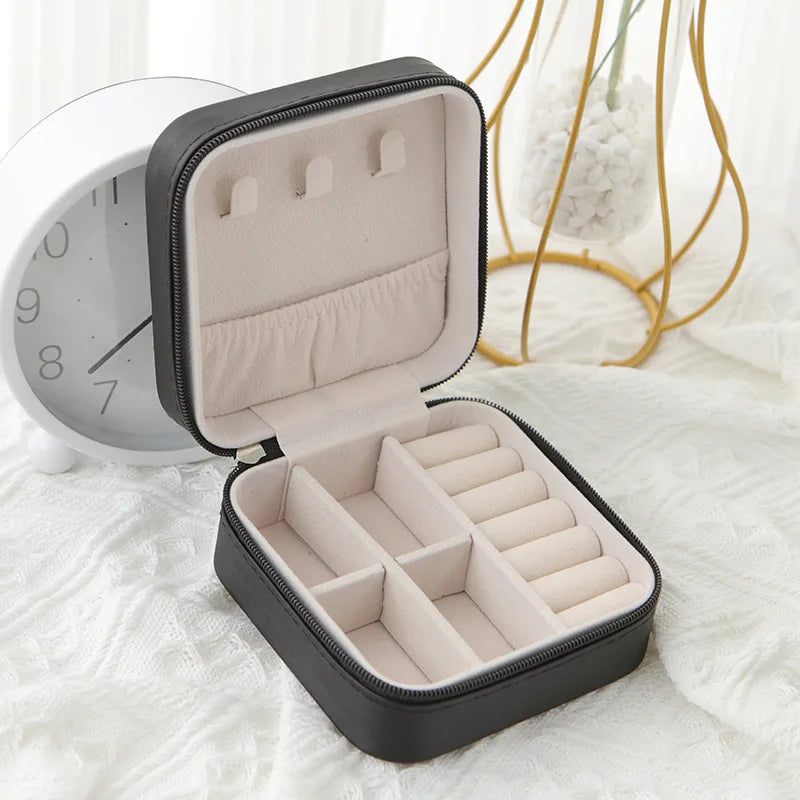 Estuche Organizador de Joyas de Viaje – Caja de Cuero PU para Anillos, Collares y Aretes