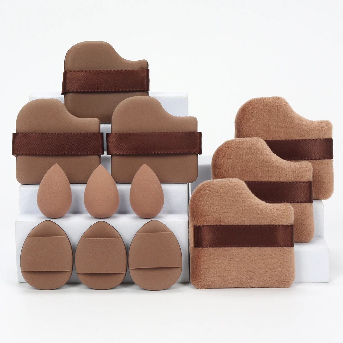 Set de Esponjas de Maquillaje de 12 Piezas – Borlas para Polvos, Mini Puffs y Beauty Blenders para Base y Corrector