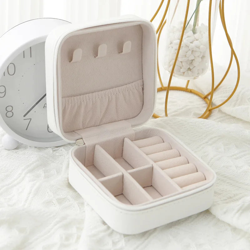Estuche Organizador de Joyas de Viaje – Caja de Cuero PU para Anillos, Collares y Aretes